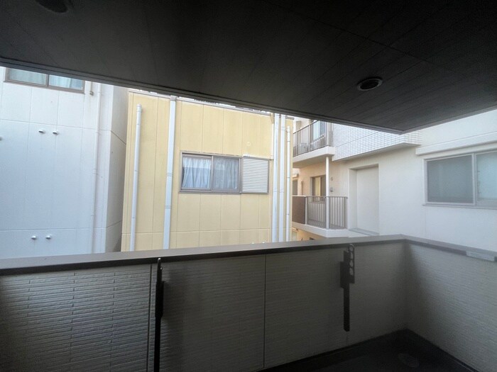 物件内観写真18　(室内からの展望)