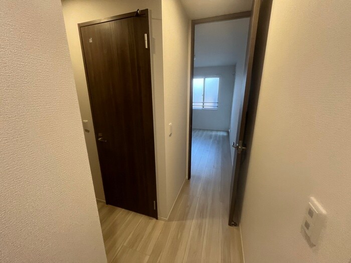 物件内観写真19　(廊下)