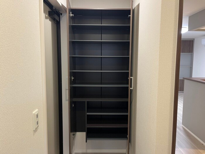 物件内観写真21　(靴箱)