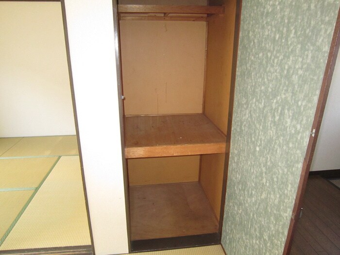 物件内観写真5　(収納)