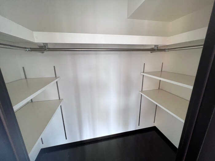 物件内観写真14　(収納)