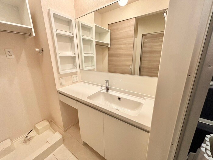 物件内観写真9　(洗面)