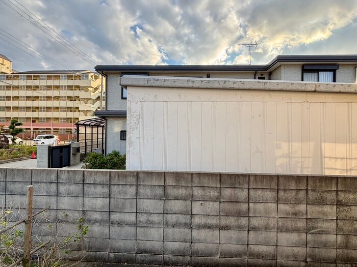 物件内観写真22　(室内からの展望)