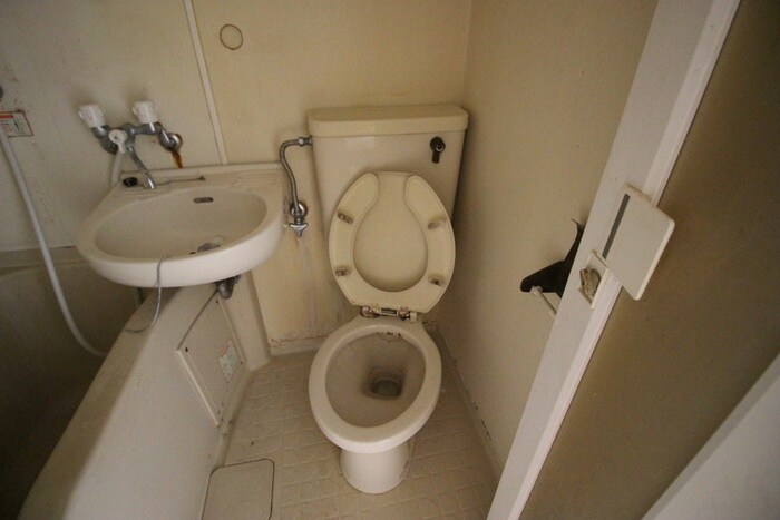 物件内観写真9　(トイレ)