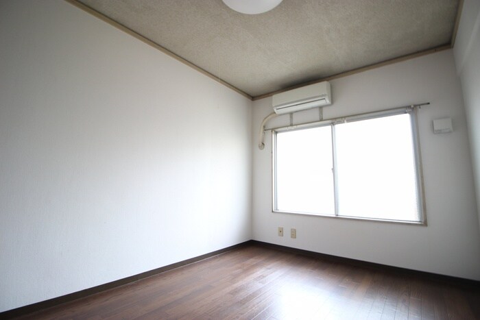 物件内観写真19　(居室)