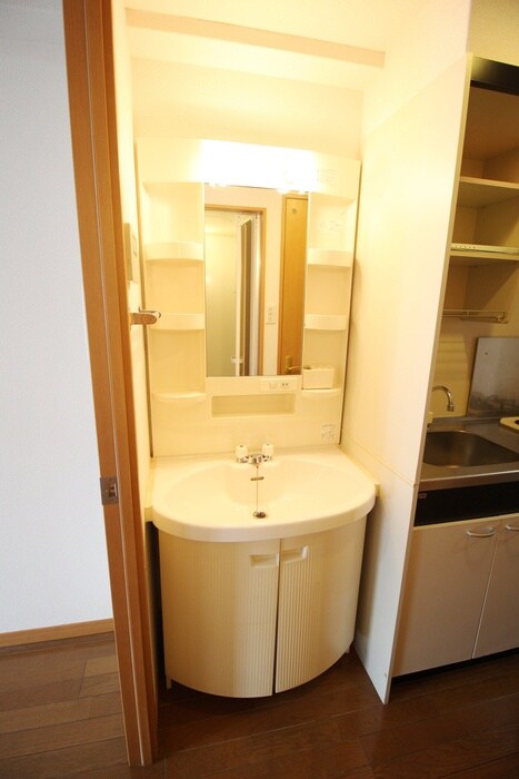 物件内観写真12　(洗面)