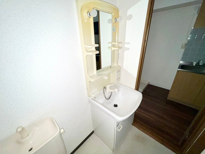物件内観写真9　(洗面)