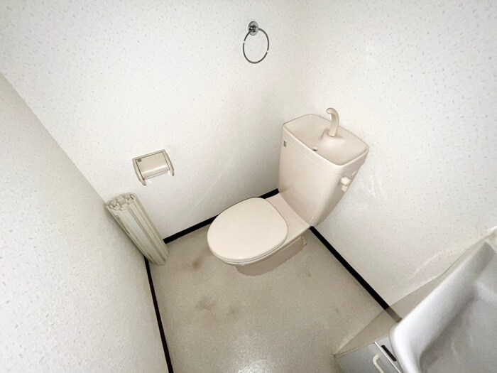 物件内観写真14　(トイレ)