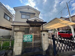 城陽市富野堀口貸家外観写真