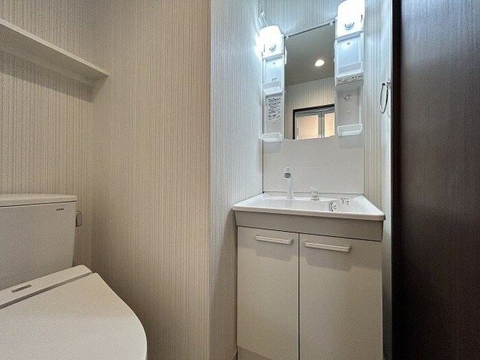 物件内観写真11　(洗面)