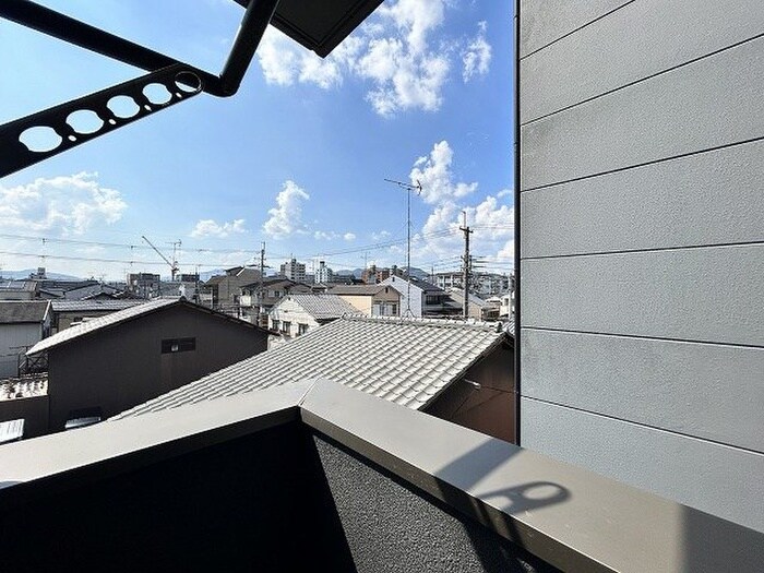 物件内観写真16　(室内からの展望)