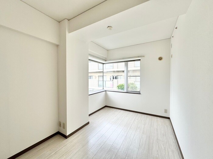 物件内観写真18　(居室)