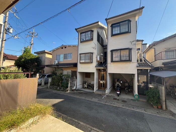 物件内観写真18　(室内からの展望)