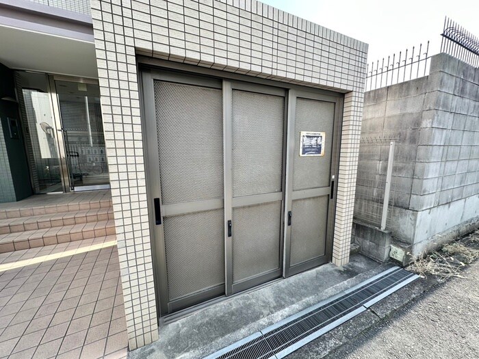 物件外観写真3　(建物設備)