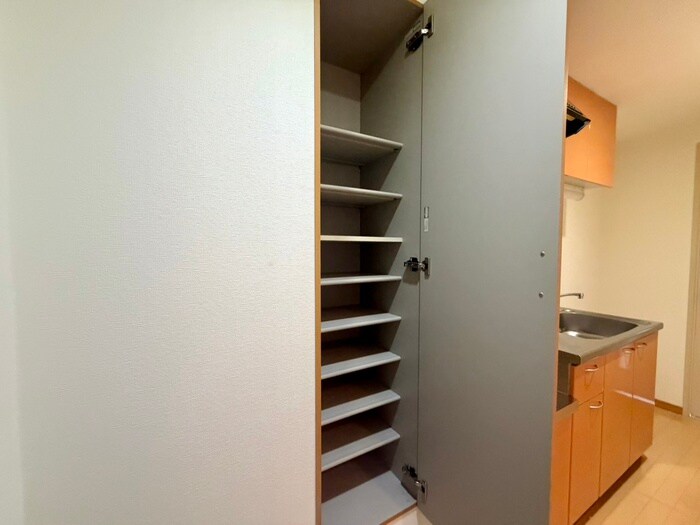 物件内観写真15　(靴箱)