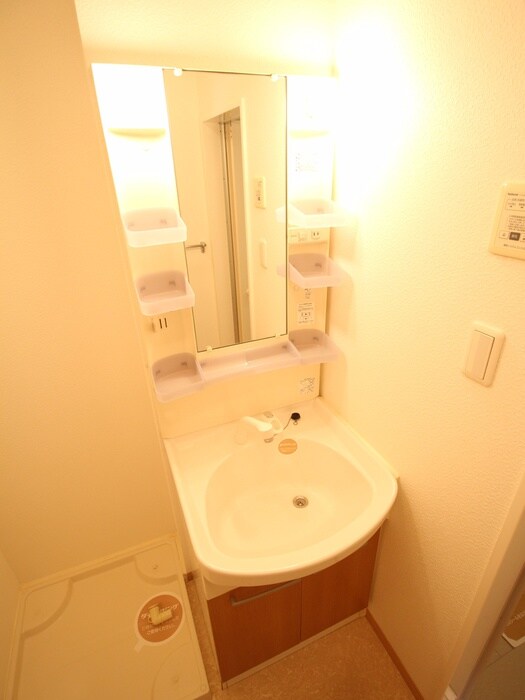 物件内観写真9　(洗面)