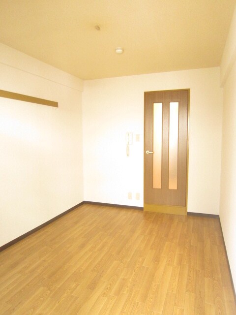 物件内観写真5　(居室)