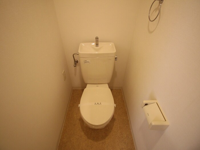 物件内観写真12　(トイレ)