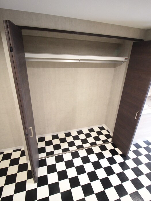 物件内観写真15　(収納)