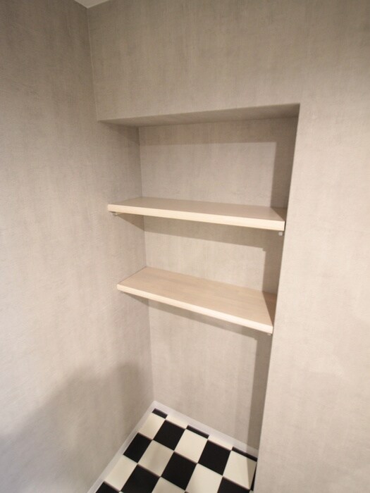 物件内観写真16　(収納)