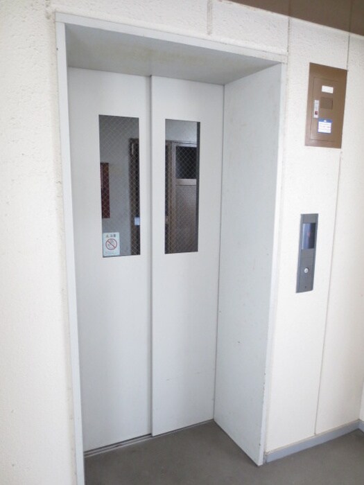 物件外観写真3　(建物設備)