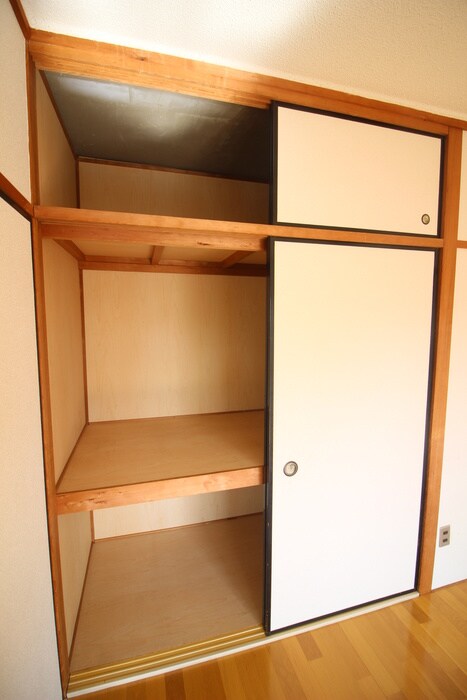 物件内観写真11　(収納)