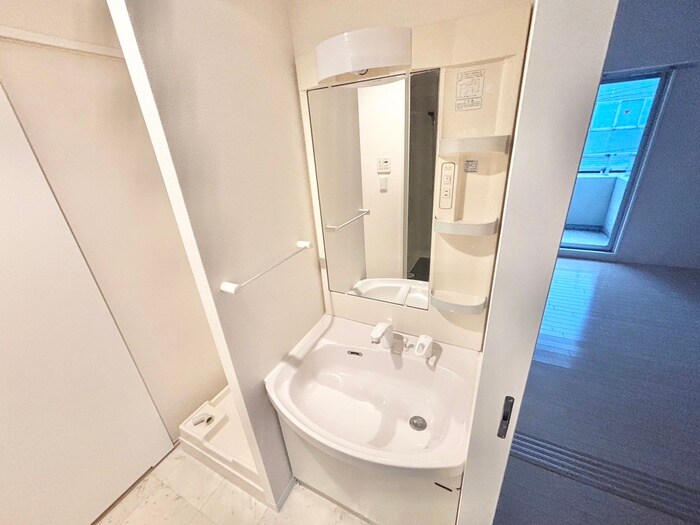 物件内観写真10　(洗面)