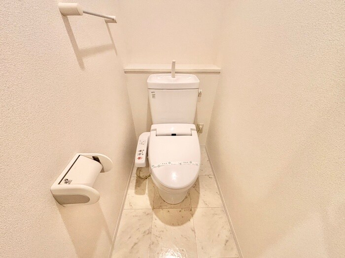 物件内観写真11　(トイレ)