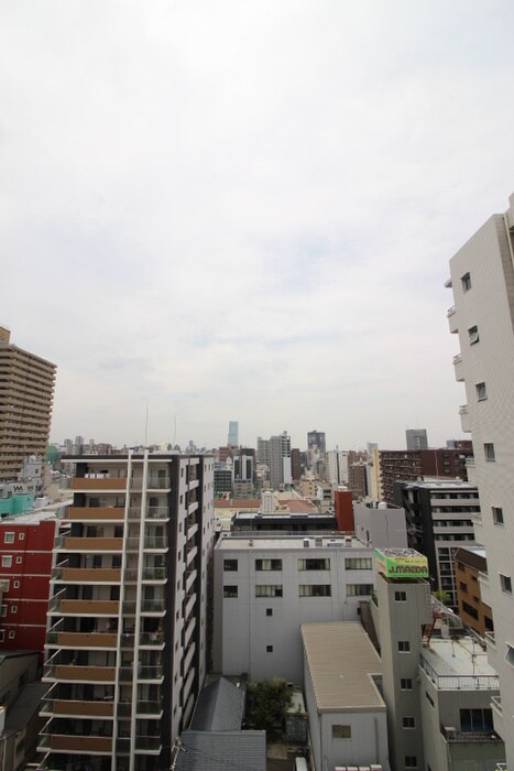 物件内観写真16　(室内からの展望)