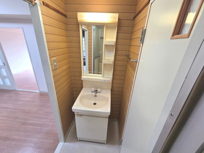 物件内観写真9　(洗面)