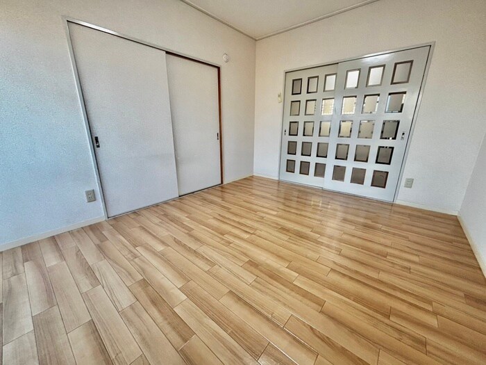 物件内観写真9　(居室)