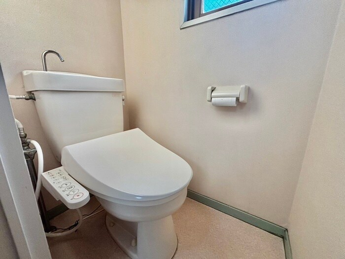 物件内観写真13　(トイレ)