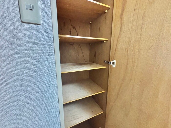 物件内観写真14　(靴箱)