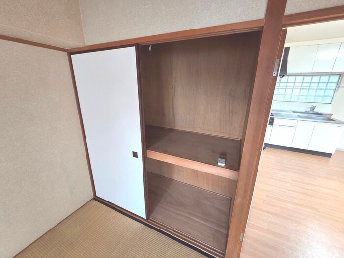 物件内観写真15　(収納)
