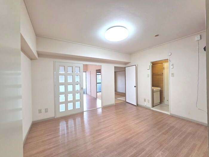 物件内観写真18　(廊下)