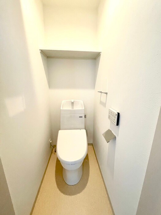 物件内観写真9　(トイレ)