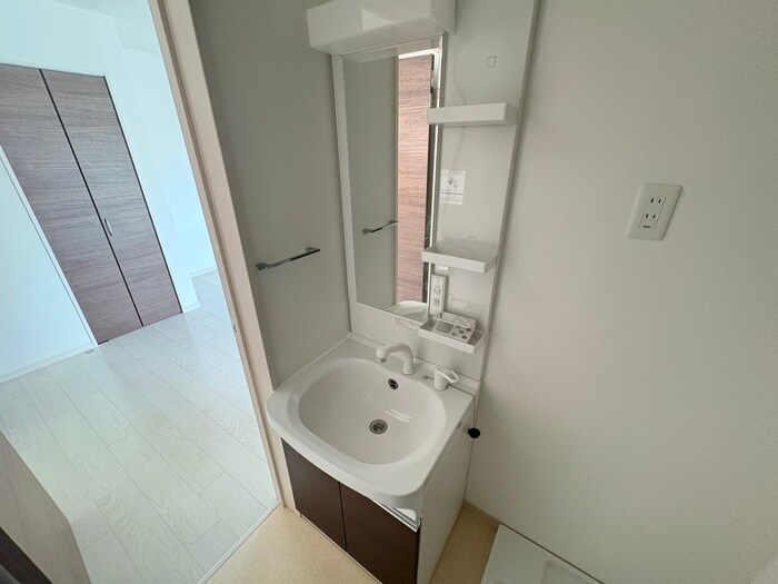 物件内観写真11　(洗面)