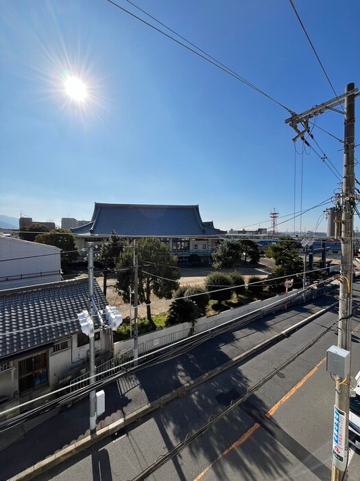 物件内観写真16　(室内からの展望)