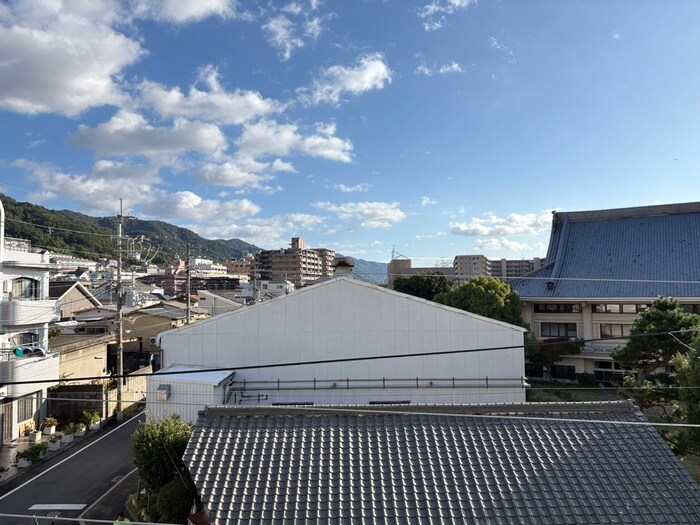 物件内観写真20　(室内からの展望)