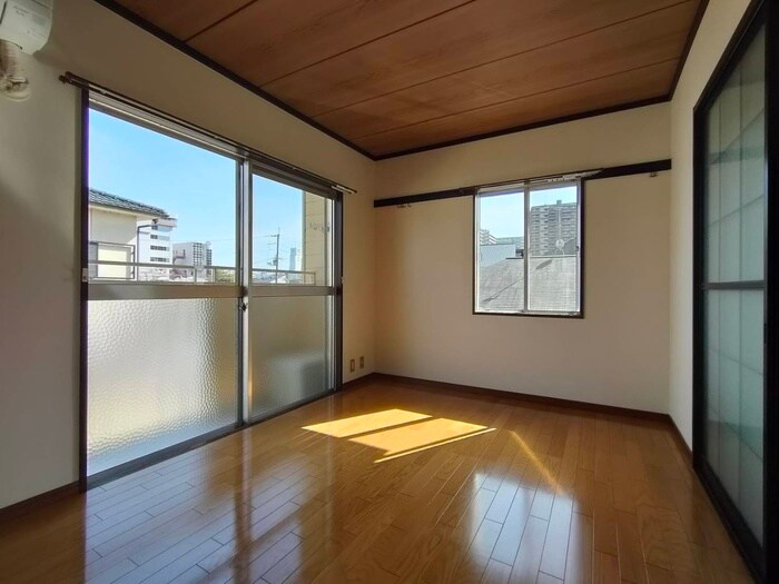 物件内観写真7　(居室)