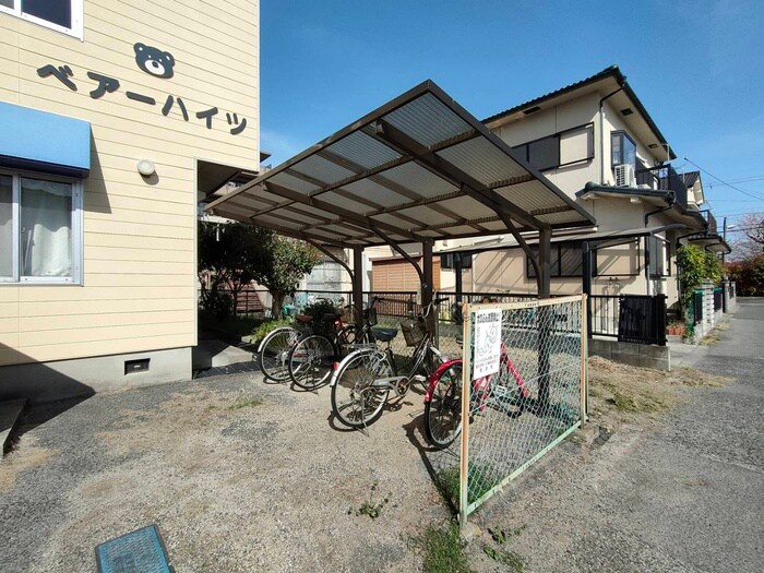 物件外観写真4　(駐輪場)
