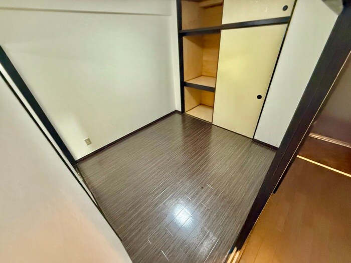 物件内観写真15　(居室)