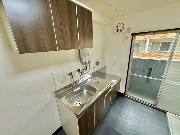 物件内観写真16　(居室)