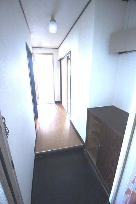 物件内観写真19　(廊下)