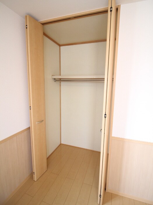 物件内観写真15　(収納)