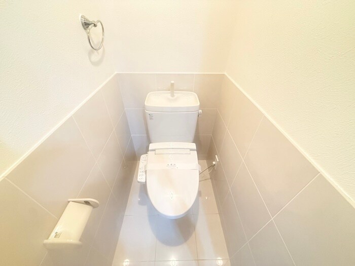 物件内観写真11　(トイレ)