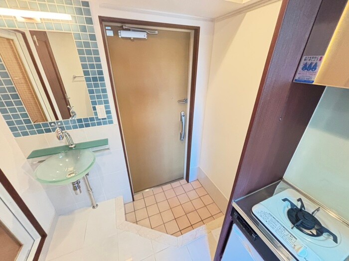 物件内観写真15　(玄関)