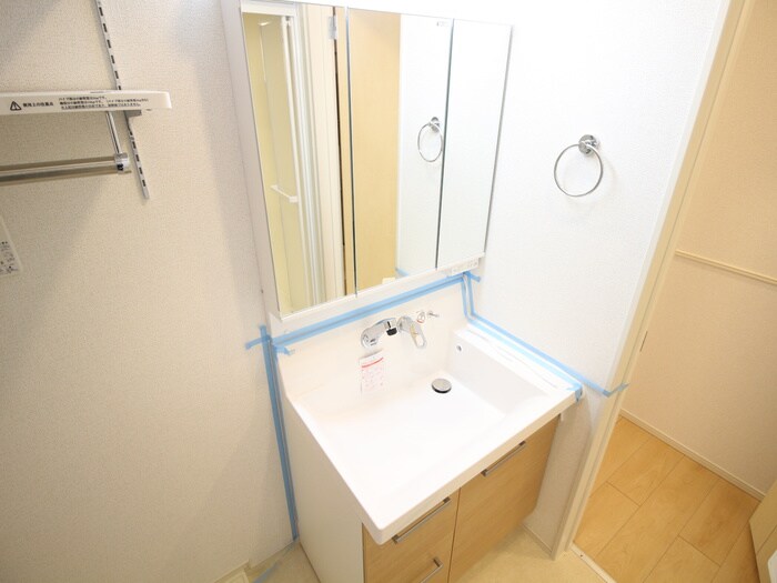 物件内観写真13　(洗面)