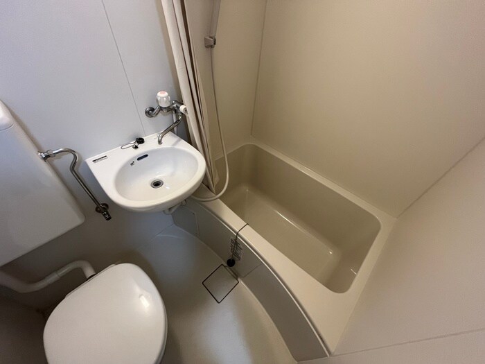 物件内観写真8　(バス／シャワールーム等)