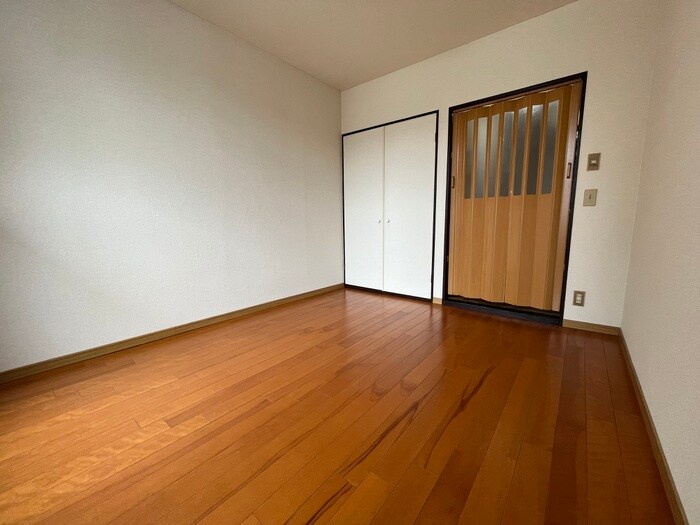 物件内観写真12　(居室)